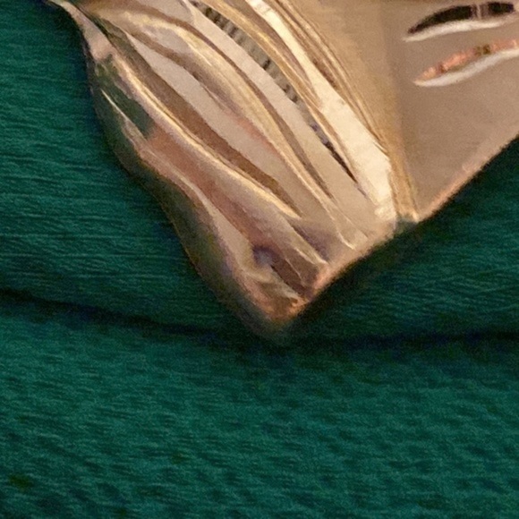 Jesus Christ Face Pendant in Solid Gold great gift idea for protection and faith - Picture 4 of 8